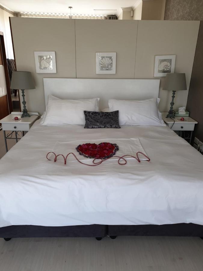 Boutique Accomodation On The Water In Marina Da Gama, Muizenberg, Kapstadt Exterior foto